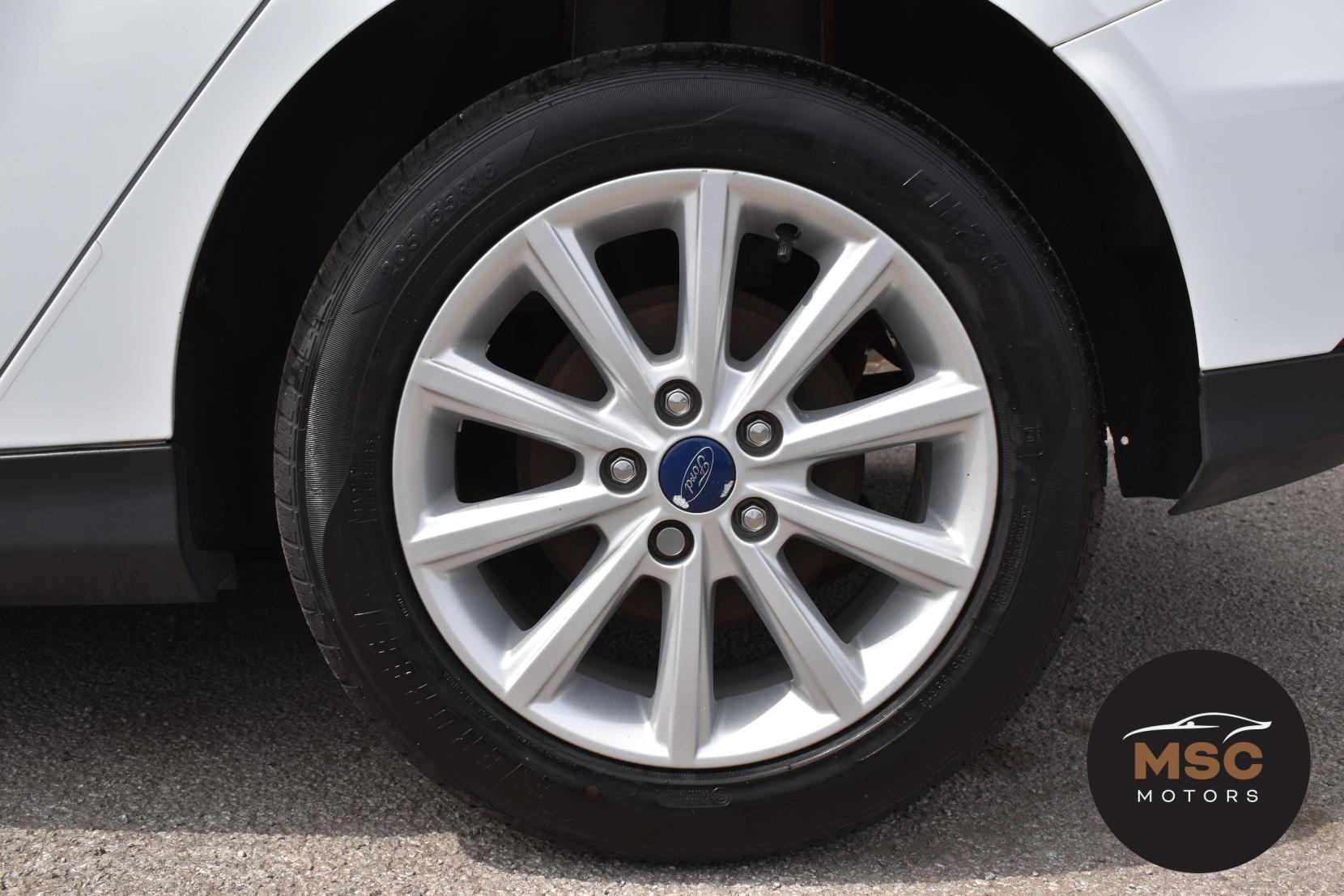 Ford Focus 1.0T EcoBoost Titanium Hatchback 5dr Petrol Manual Euro 6 (s/s) (125 ps)