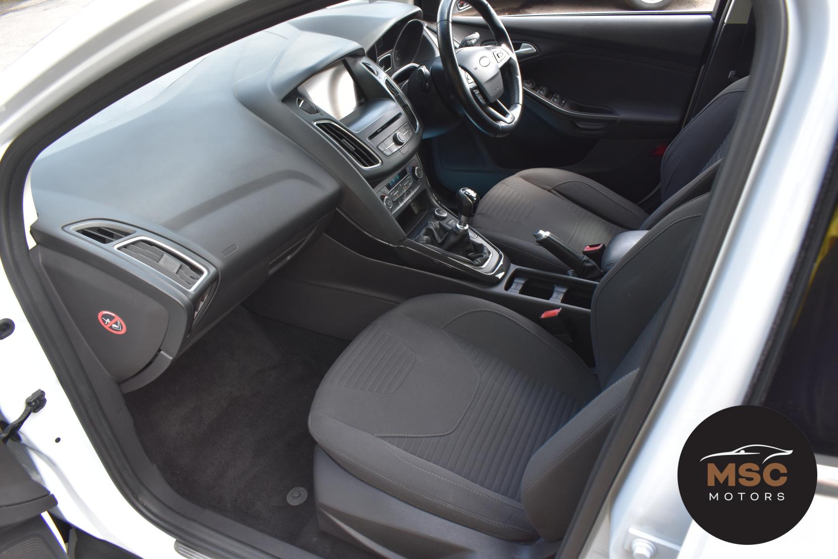 Ford Focus 1.0T EcoBoost Titanium Hatchback 5dr Petrol Manual Euro 6 (s/s) (125 ps)