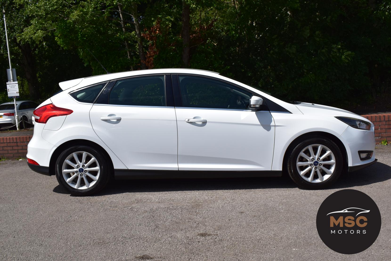 Ford Focus 1.0T EcoBoost Titanium Hatchback 5dr Petrol Manual Euro 6 (s/s) (125 ps)