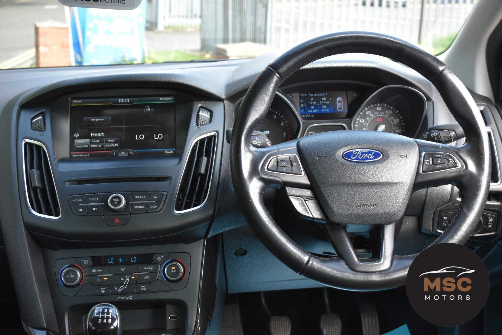 Ford Focus 1.0T EcoBoost Titanium Hatchback 5dr Petrol Manual Euro 6 (s/s) (125 ps)