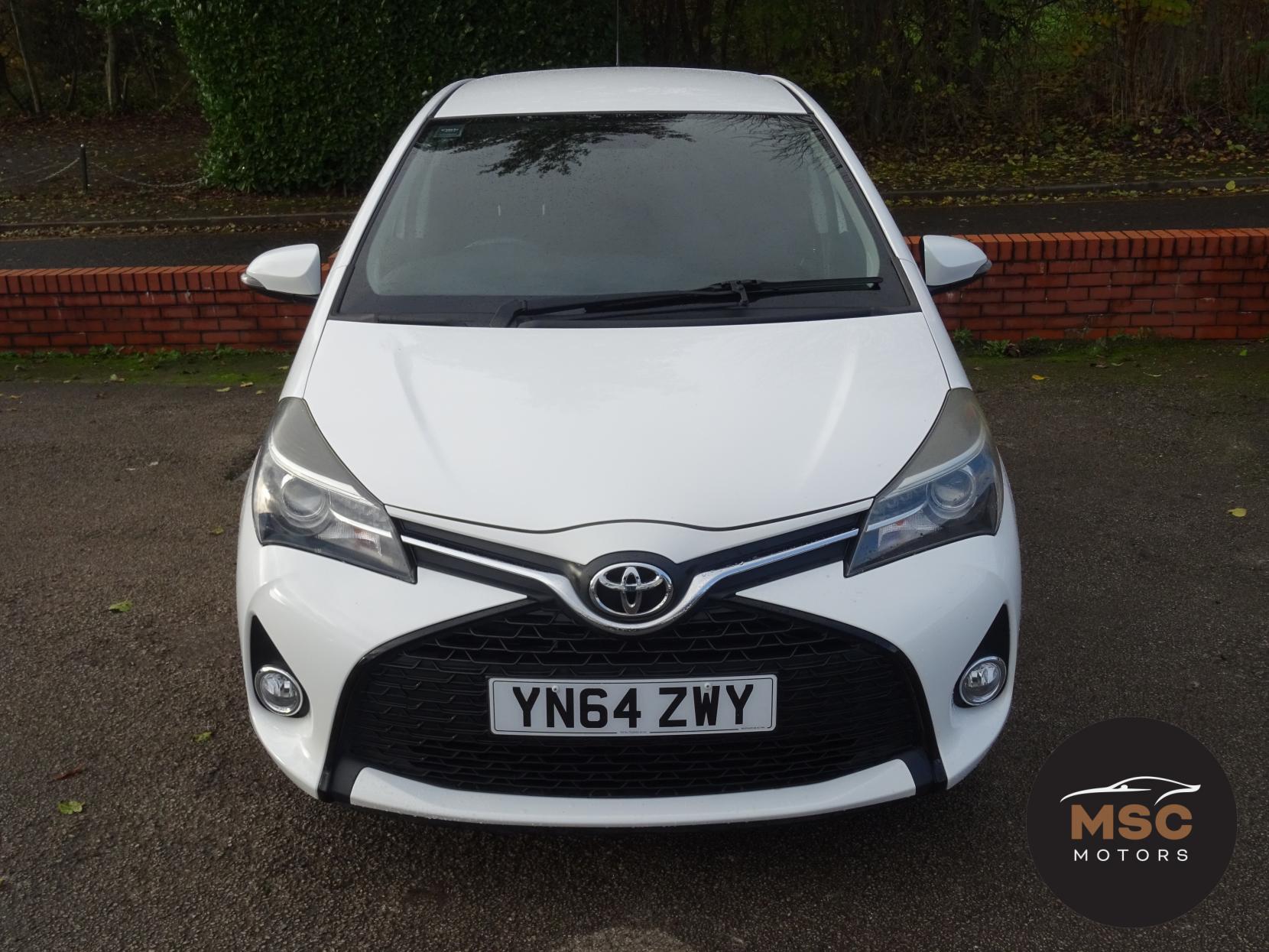 Toyota Yaris 1.33 Dual VVT-i Sport Hatchback 5dr Petrol Manual Euro 5 Euro 5 (99 ps)