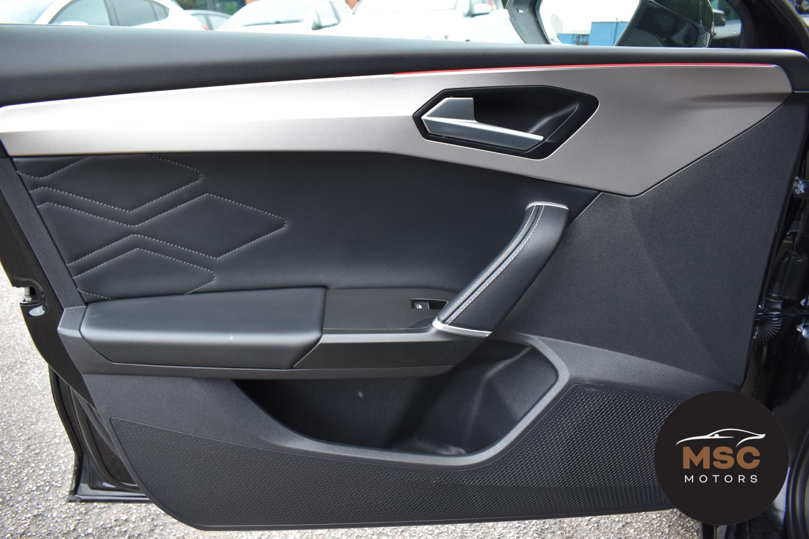 SEAT Leon 1.0 eTSI MHEV XCELLENCE Lux Hatchback 5dr Petrol Hybrid DSG Euro 6 (s/s) (110 ps)