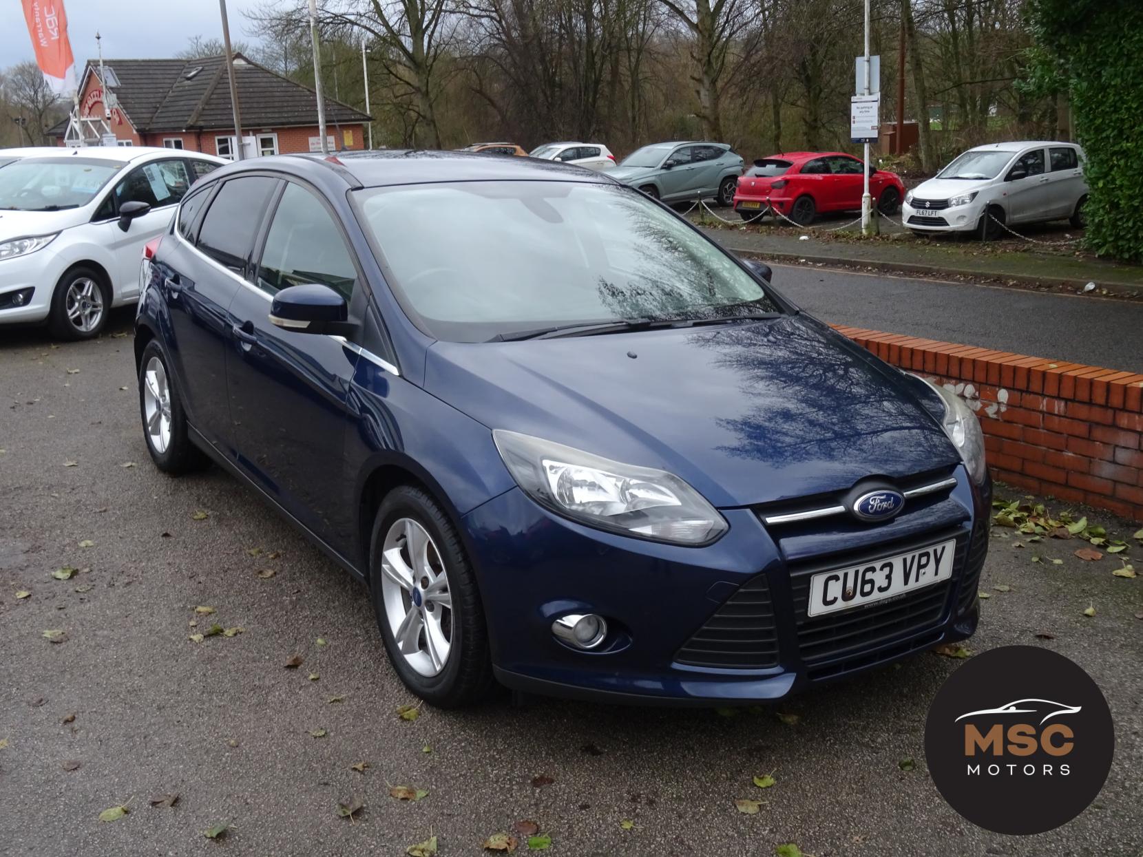 Ford Focus 1.0T EcoBoost Zetec Hatchback 5dr Petrol Manual Euro 5 (s/s) (125 ps)