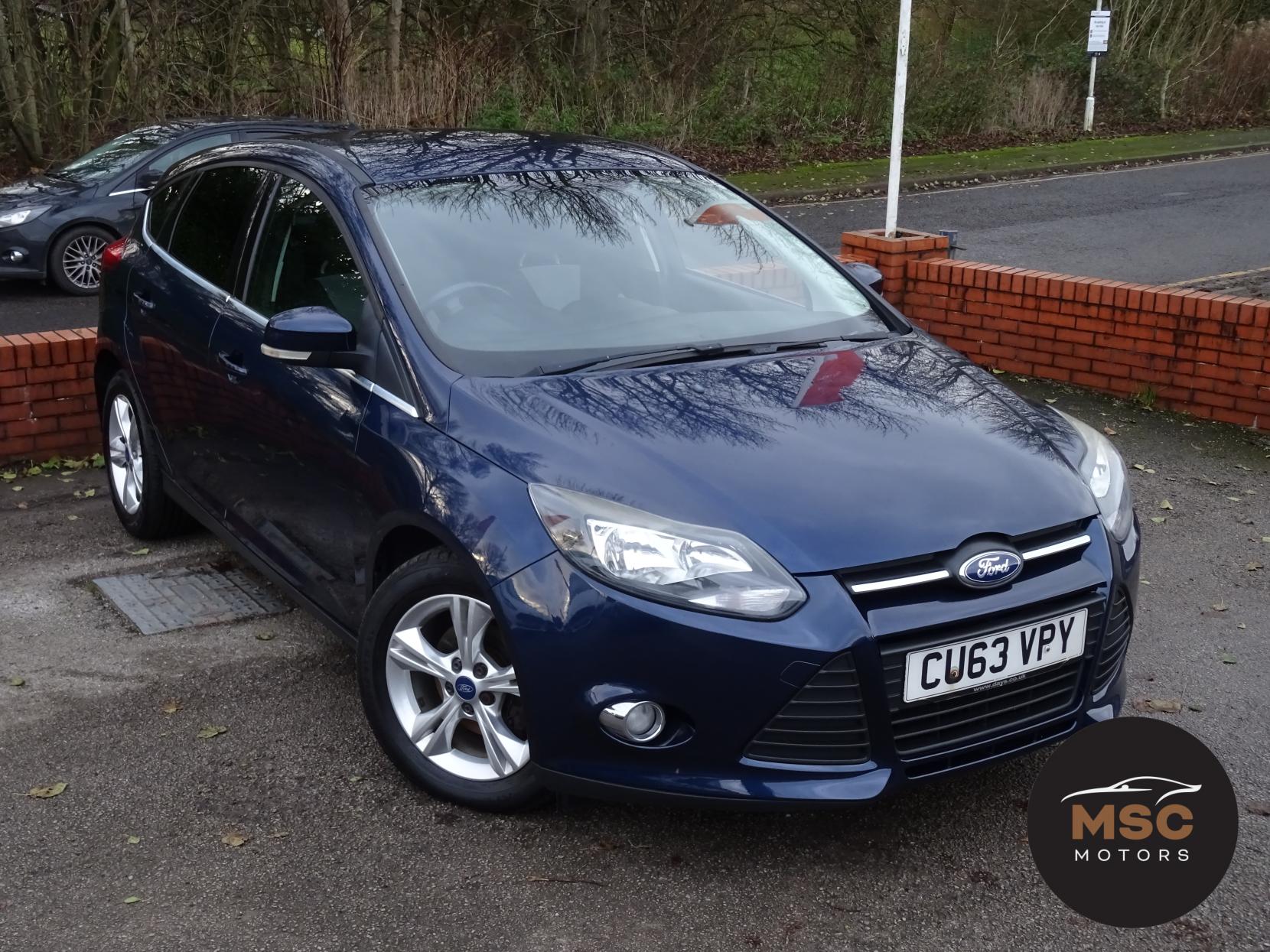 Ford Focus 1.0T EcoBoost Zetec Hatchback 5dr Petrol Manual Euro 5 (s/s) (125 ps)