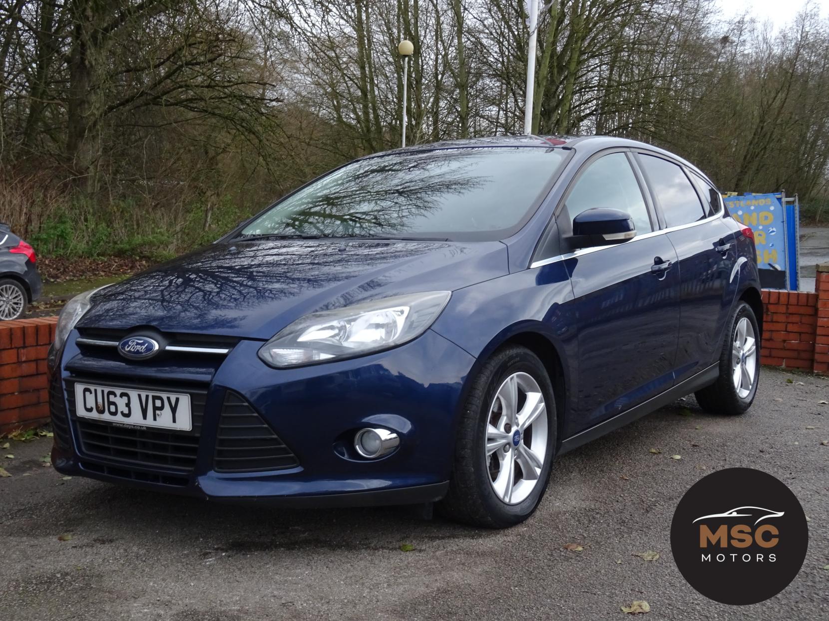 Ford Focus 1.0T EcoBoost Zetec Hatchback 5dr Petrol Manual Euro 5 (s/s) (125 ps)