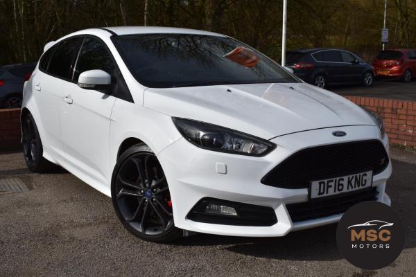 Ford Focus 2.0 TDCi ST-3 Hatchback 5dr Diesel Manual Euro 6 (s/s) (185 ps)