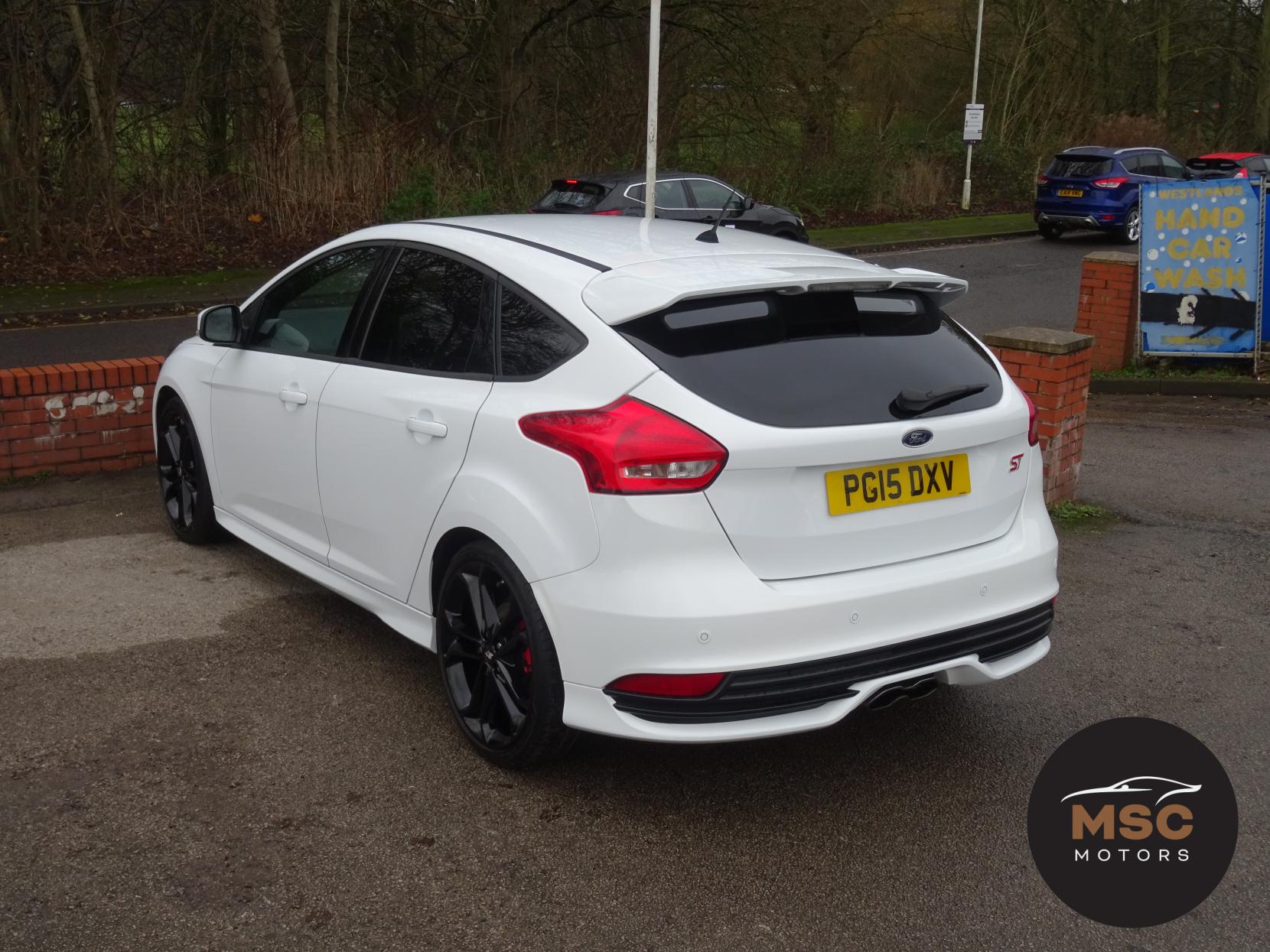 Ford Focus 2.0T EcoBoost ST-2 Hatchback 5dr Petrol Manual Euro 6 (s/s) (250 ps)