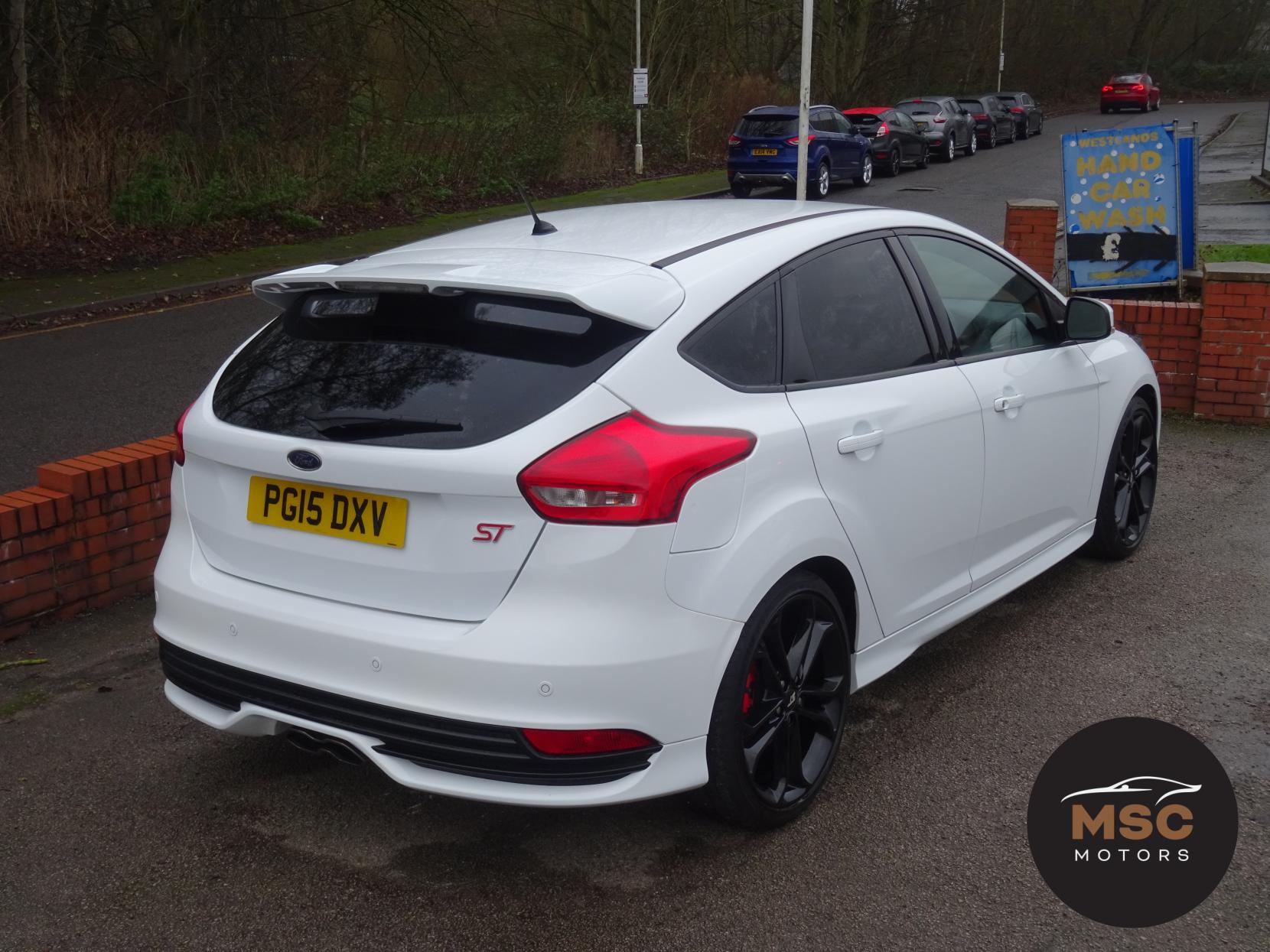 Ford Focus 2.0T EcoBoost ST-2 Hatchback 5dr Petrol Manual Euro 6 (s/s) (250 ps)