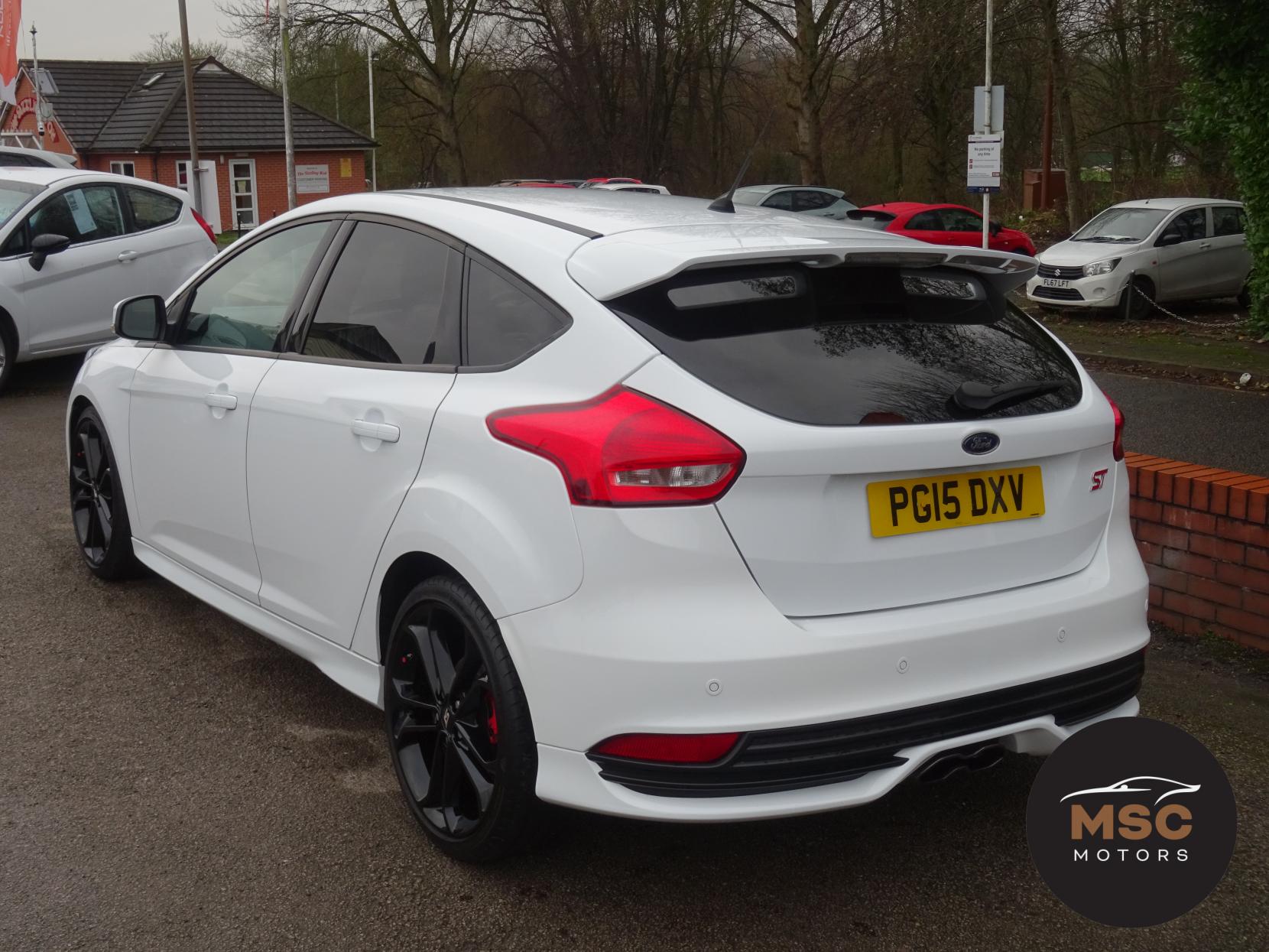 Ford Focus 2.0T EcoBoost ST-2 Hatchback 5dr Petrol Manual Euro 6 (s/s) (250 ps)