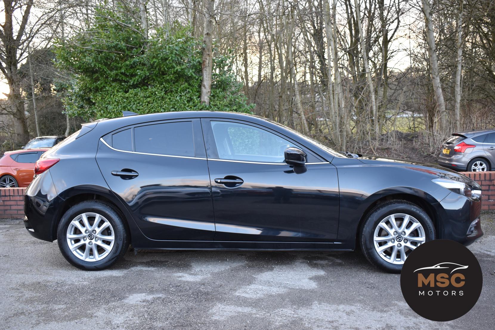 Mazda Mazda3 2.0 SKYACTIV-G SE-L Nav Hatchback 5dr Petrol Manual Euro 6 (s/s) (121 ps)