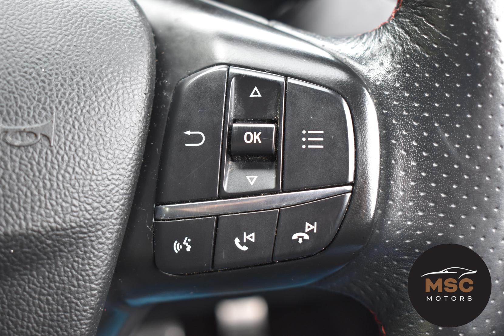 Ford Focus 1.5 EcoBlue ST-Line Hatchback 5dr Diesel Manual Euro 6 (s/s) (120 ps)