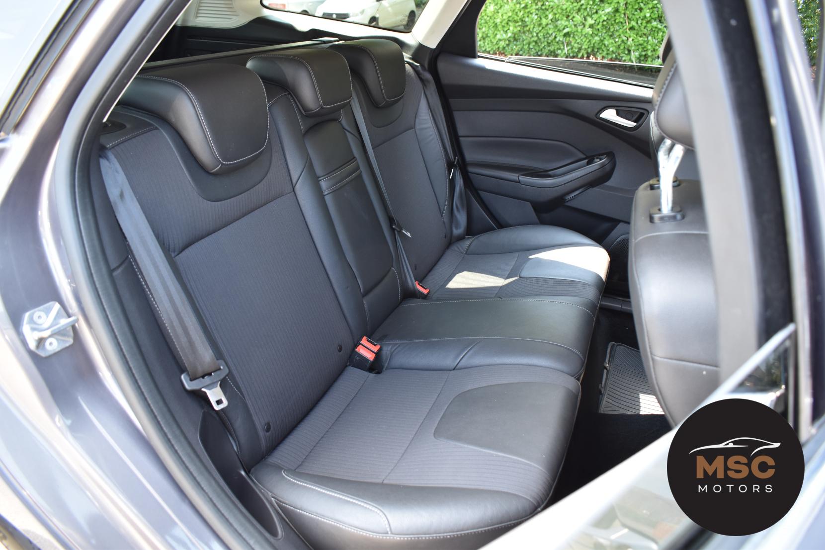 Ford Focus 2.0 TDCi Titanium X Estate 5dr Diesel Powershift Euro 5 (163 ps)