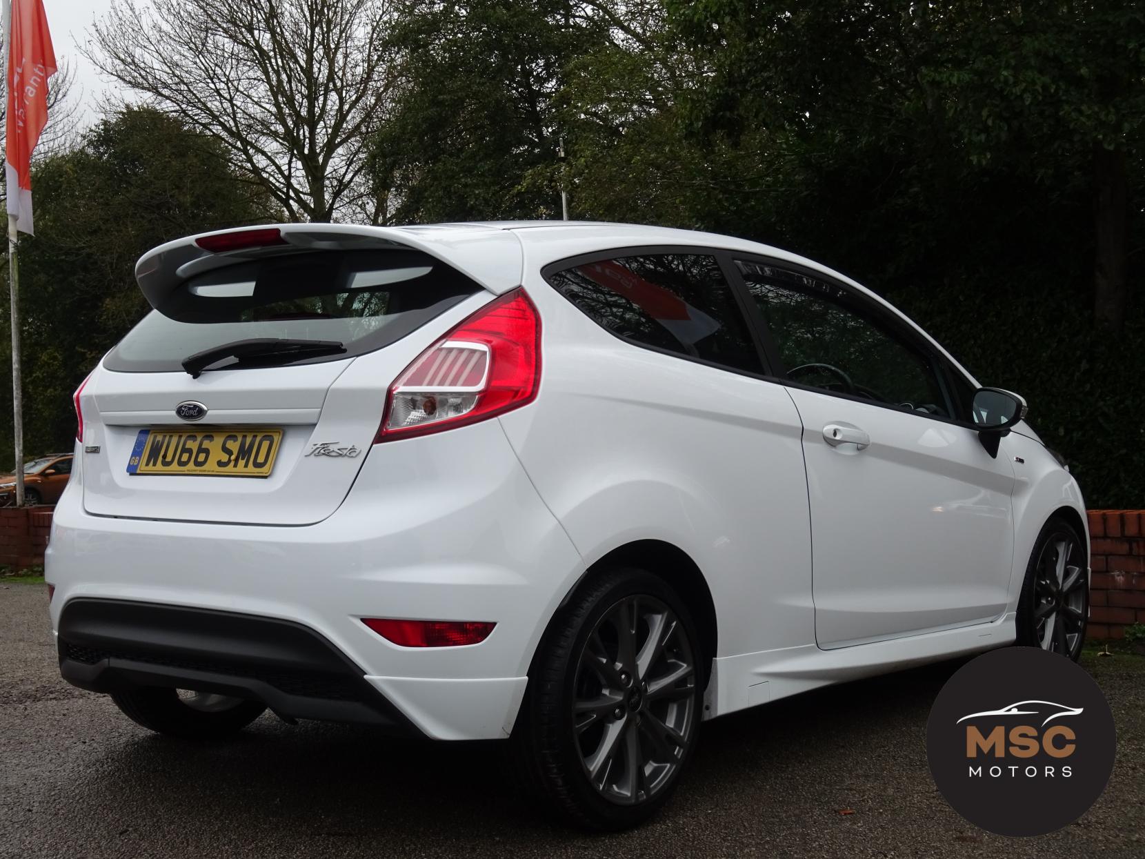 Ford Fiesta 1.0T EcoBoost ST-Line Hatchback 3dr Petrol Manual Euro 6 (s/s) (125 ps)