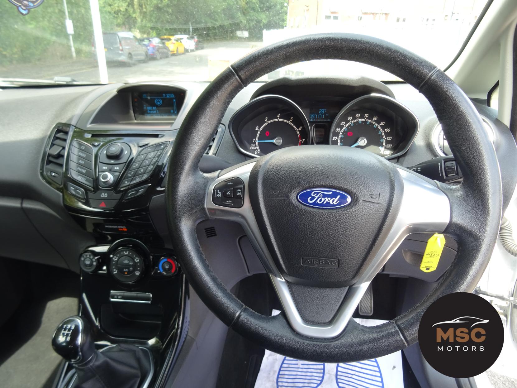 Ford Fiesta 1.0T EcoBoost Zetec Hatchback 3dr Petrol Manual Euro 5 (s/s) (100 ps)