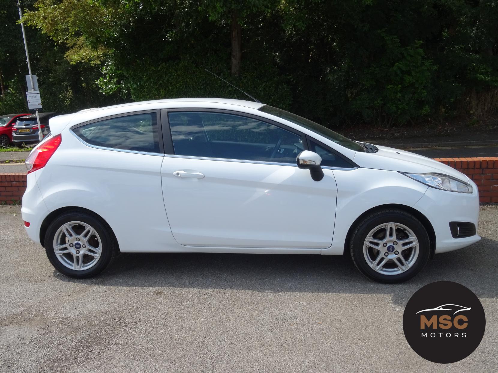 Ford Fiesta 1.0T EcoBoost Zetec Hatchback 3dr Petrol Manual Euro 5 (s/s) (100 ps)