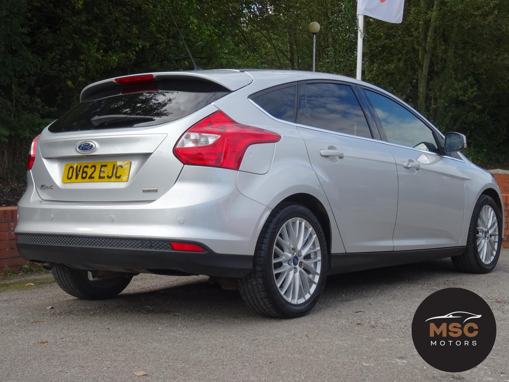 Ford Focus 1.0T EcoBoost Zetec Hatchback 5dr Petrol Manual Euro 5 (s/s) (125 ps)