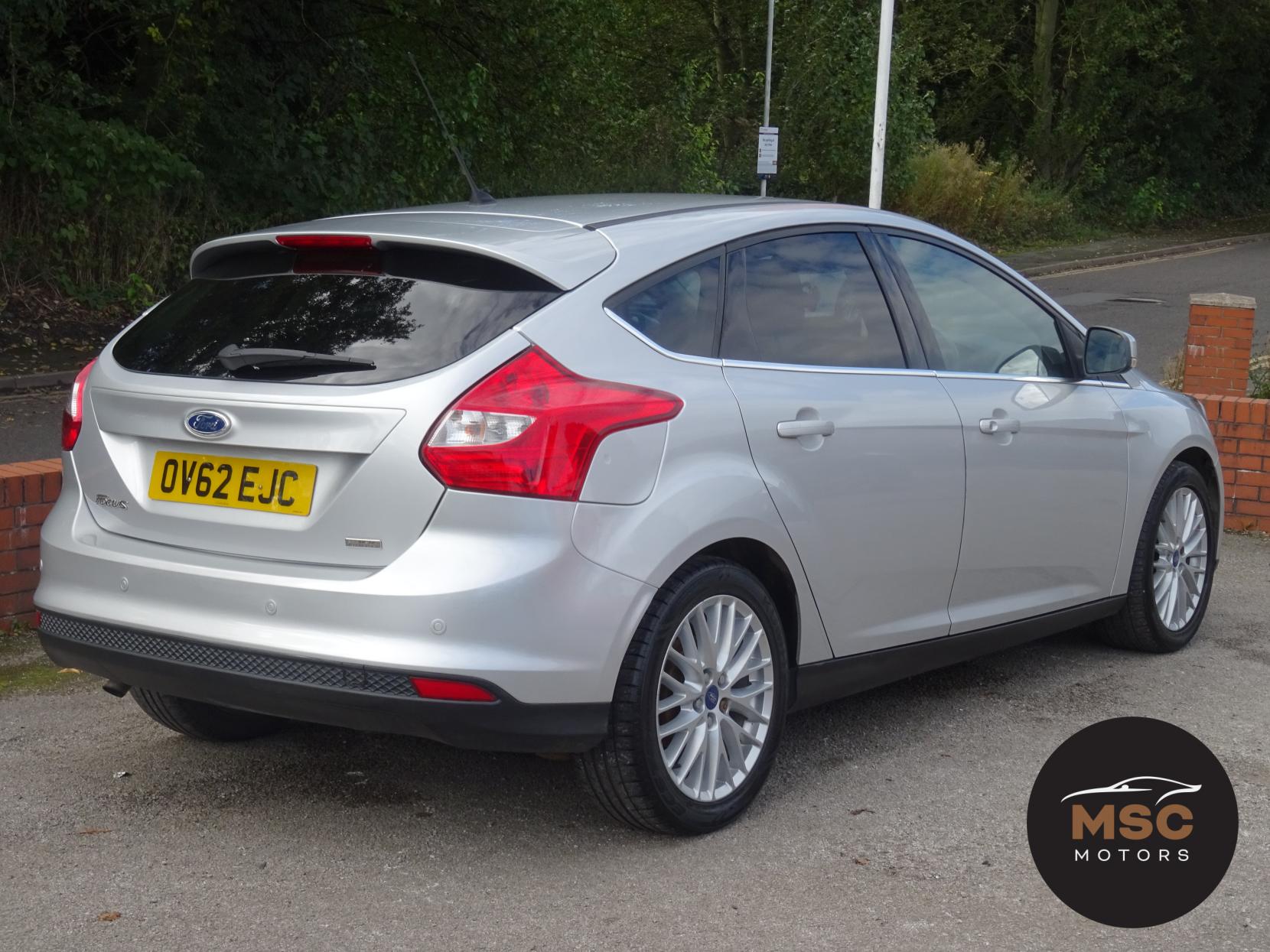 Ford Focus 1.0T EcoBoost Zetec Hatchback 5dr Petrol Manual Euro 5 (s/s) (125 ps)