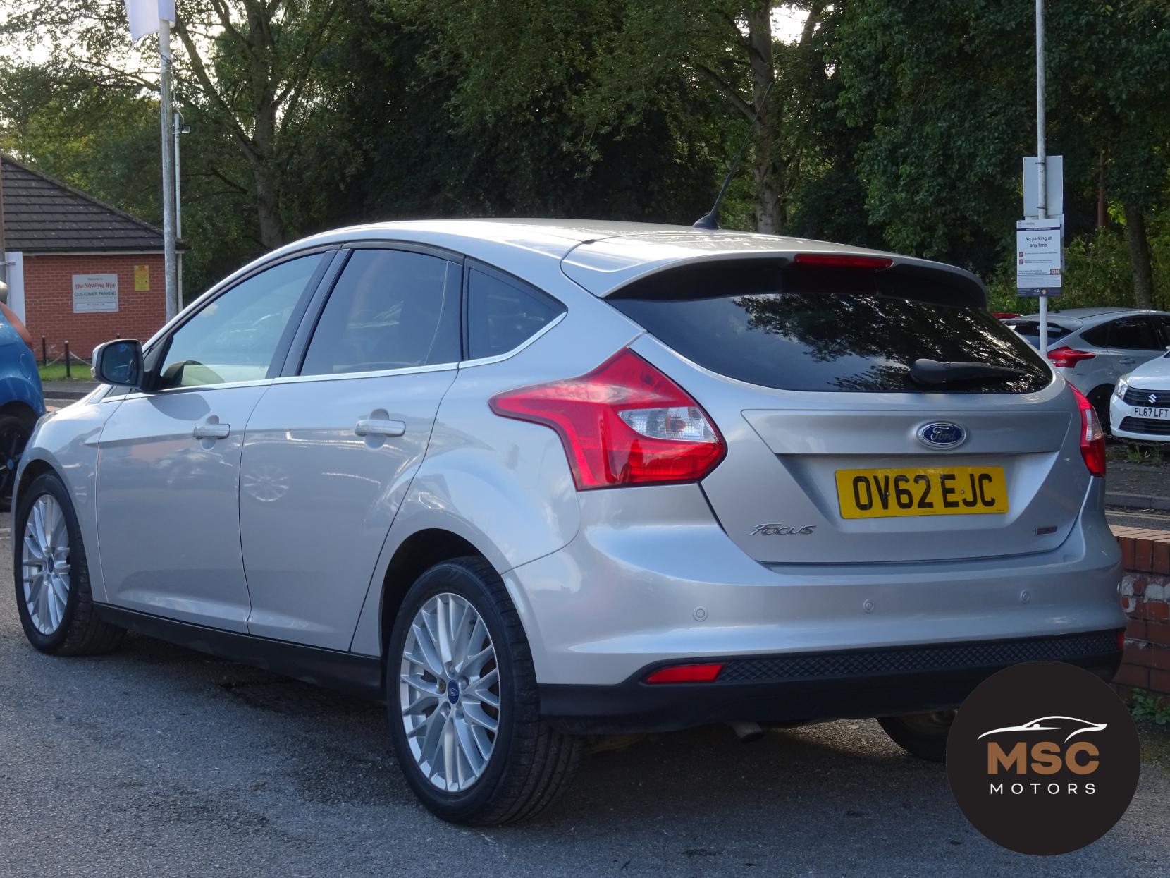 Ford Focus 1.0T EcoBoost Zetec Hatchback 5dr Petrol Manual Euro 5 (s/s) (125 ps)