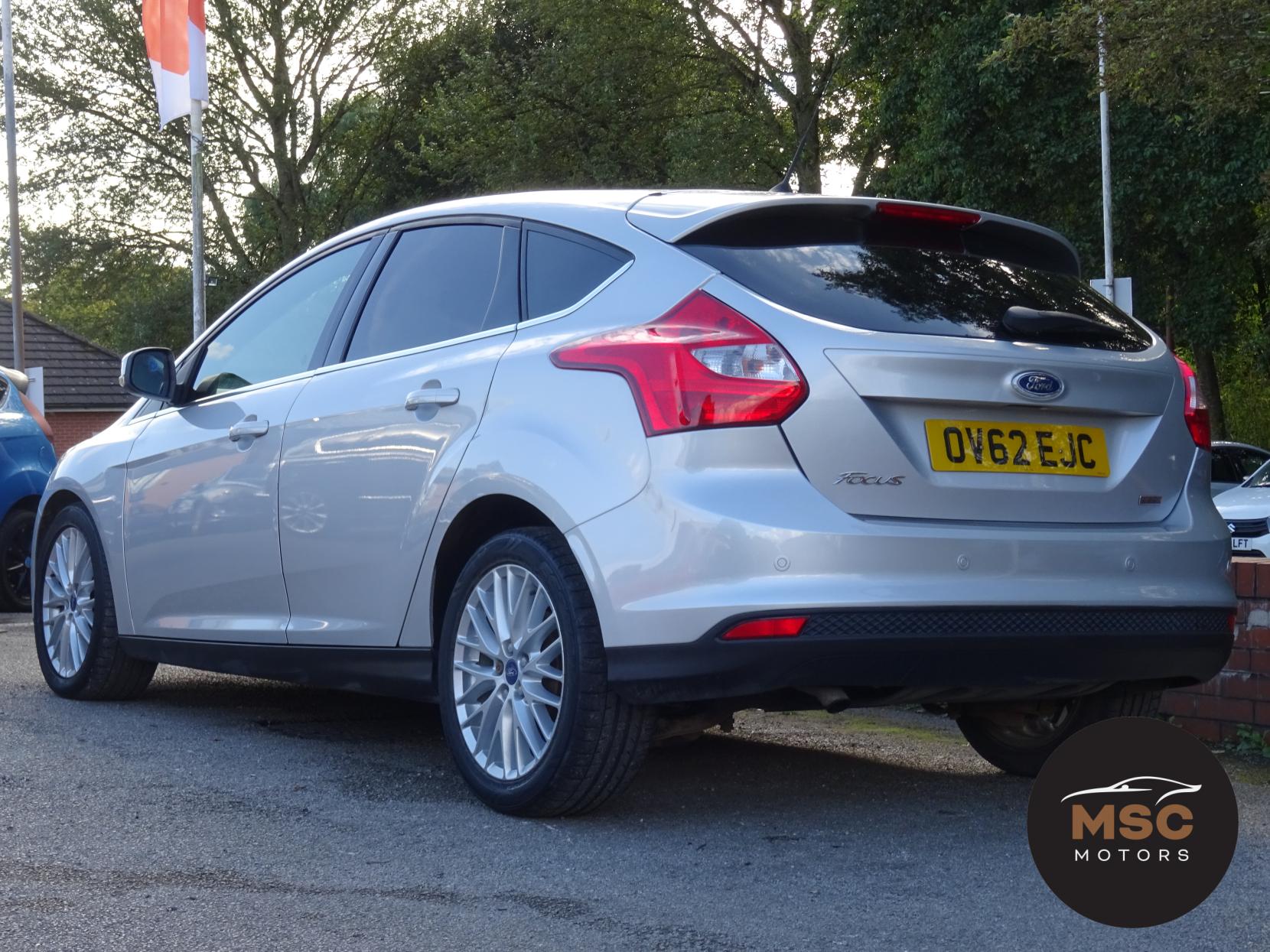 Ford Focus 1.0T EcoBoost Zetec Hatchback 5dr Petrol Manual Euro 5 (s/s) (125 ps)