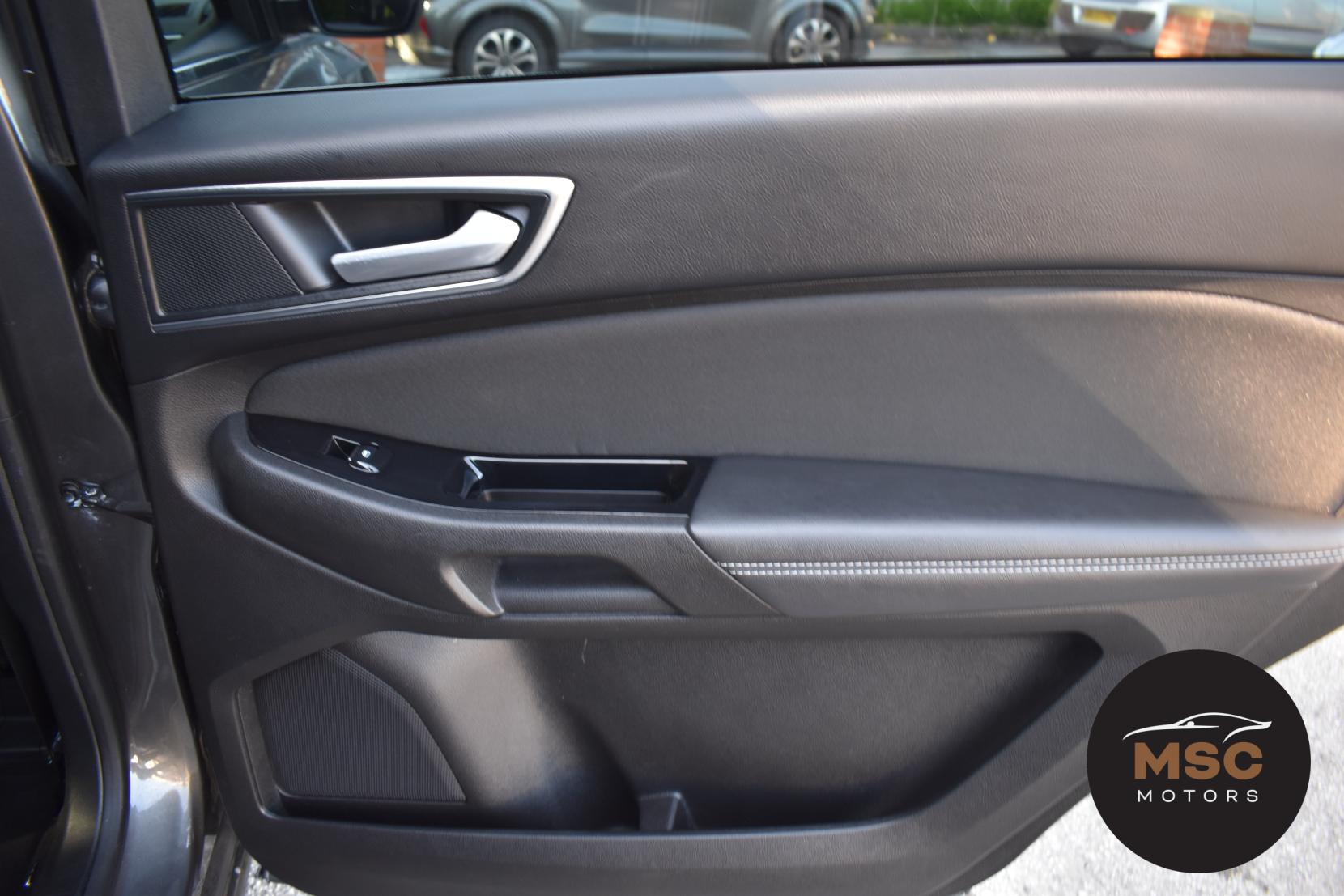 Ford Galaxy 2.0 TDCi Titanium MPV 5dr Diesel Powershift Euro 6 (s/s) (150 ps)