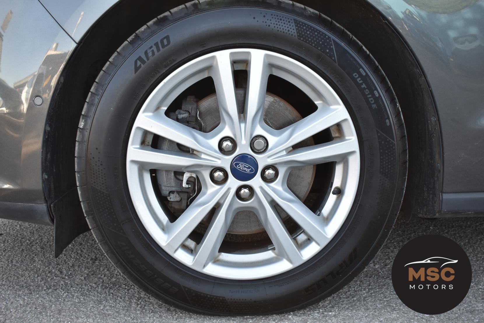 Ford Galaxy 2.0 TDCi Titanium MPV 5dr Diesel Powershift Euro 6 (s/s) (150 ps)