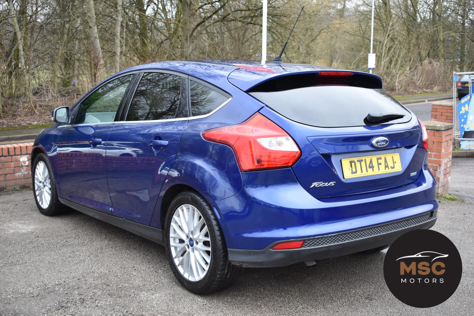 Ford Focus 1.0T EcoBoost Zetec Hatchback 5dr Petrol Manual Euro 5 (s/s) (125 ps)