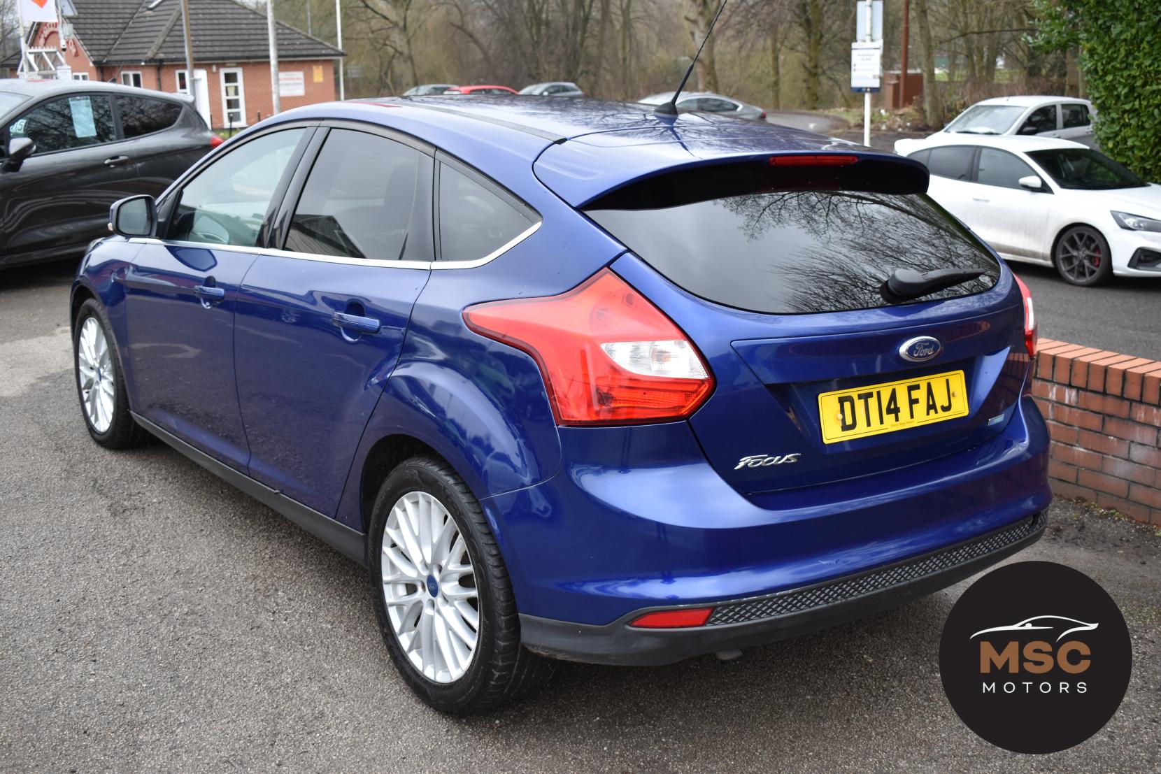 Ford Focus 1.0T EcoBoost Zetec Hatchback 5dr Petrol Manual Euro 5 (s/s) (125 ps)