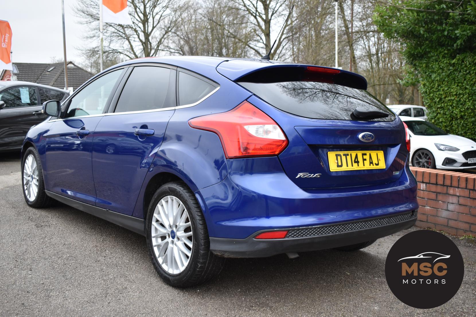 Ford Focus 1.0T EcoBoost Zetec Hatchback 5dr Petrol Manual Euro 5 (s/s) (125 ps)