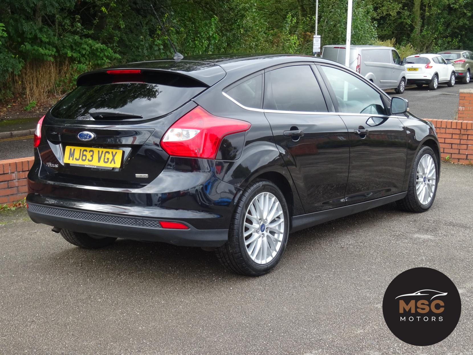 Ford Focus 1.0T EcoBoost Zetec Hatchback 5dr Petrol Manual Euro 5 (s/s) (125 ps)