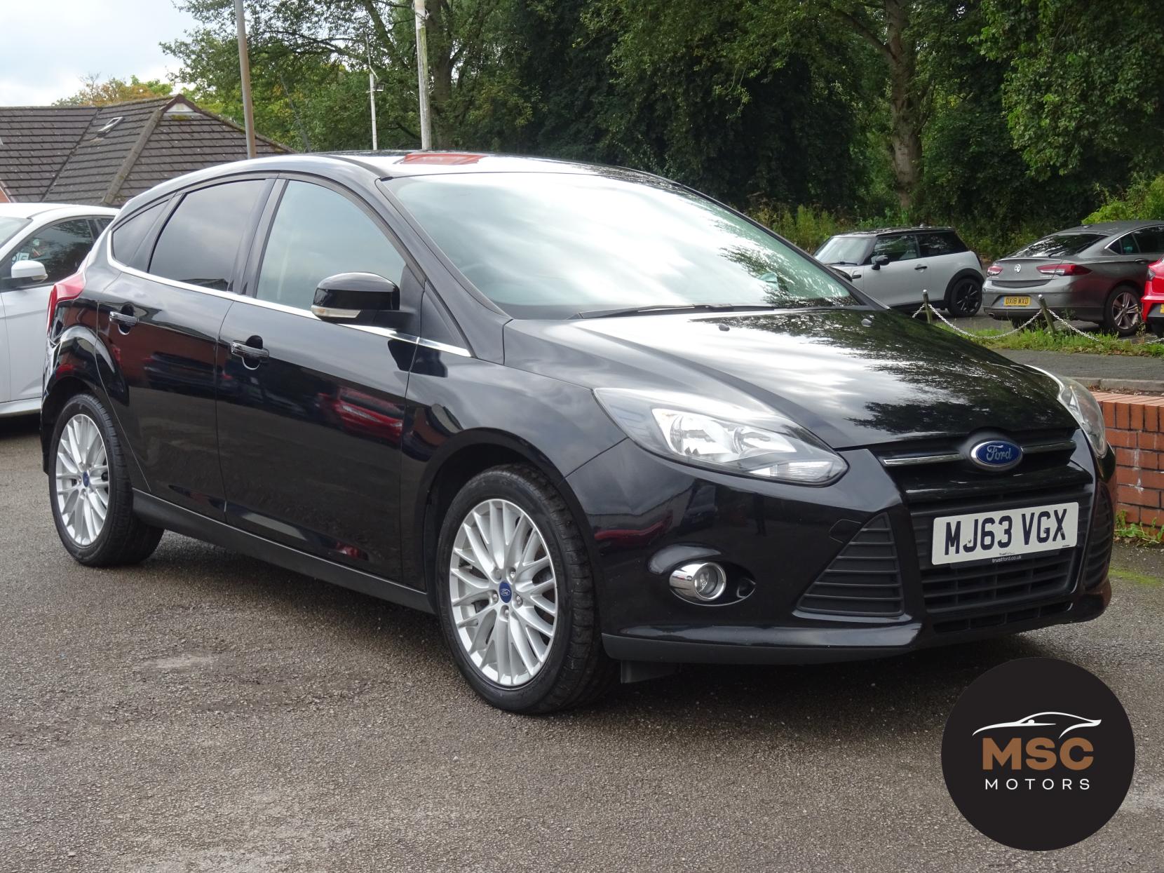 Ford Focus 1.0T EcoBoost Zetec Hatchback 5dr Petrol Manual Euro 5 (s/s) (125 ps)