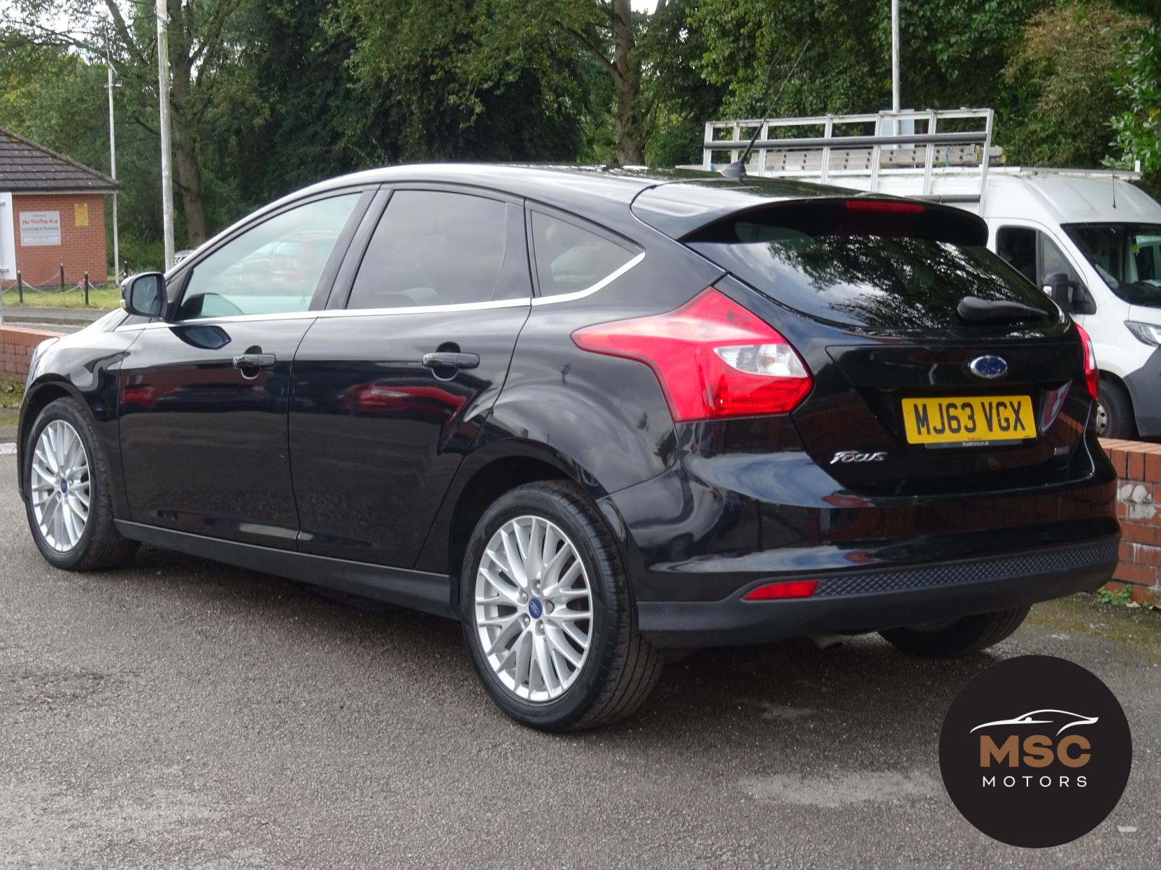 Ford Focus 1.0T EcoBoost Zetec Hatchback 5dr Petrol Manual Euro 5 (s/s) (125 ps)