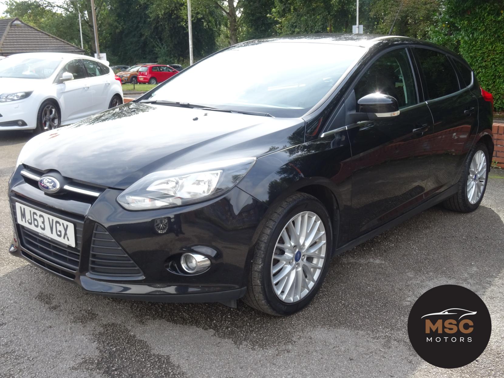 Ford Focus 1.0T EcoBoost Zetec Hatchback 5dr Petrol Manual Euro 5 (s/s) (125 ps)