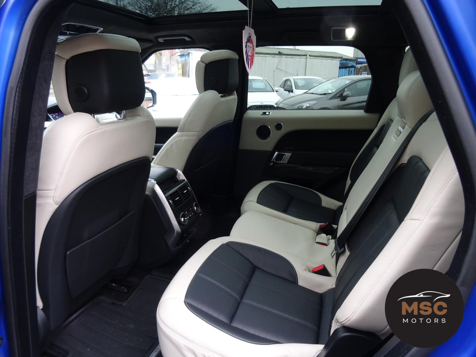 Land Rover Range Rover Sport 3.0 D300 MHEV Autobiography Dynamic SUV 5dr Diesel Auto 4WD Euro 6 (s/s) (300 ps)