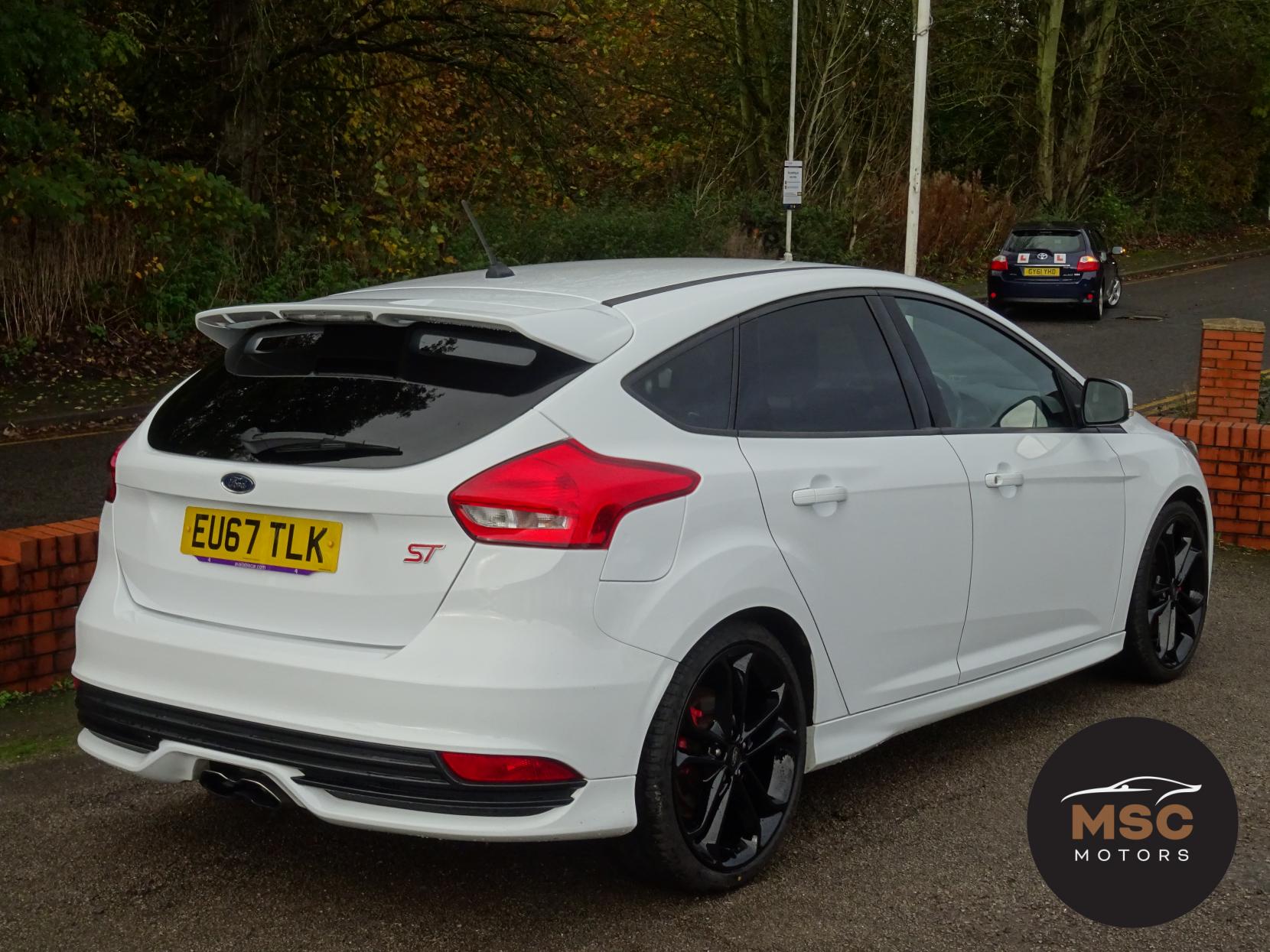 Ford Focus 2.0T EcoBoost ST-2 Hatchback 5dr Petrol Manual Euro 6 (s/s) (250 ps)