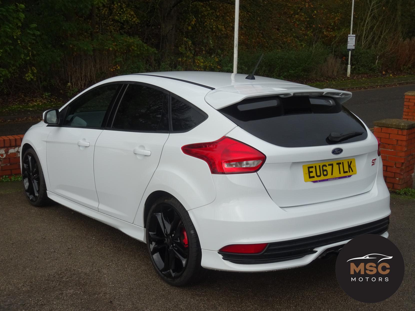 Ford Focus 2.0T EcoBoost ST-2 Hatchback 5dr Petrol Manual Euro 6 (s/s) (250 ps)