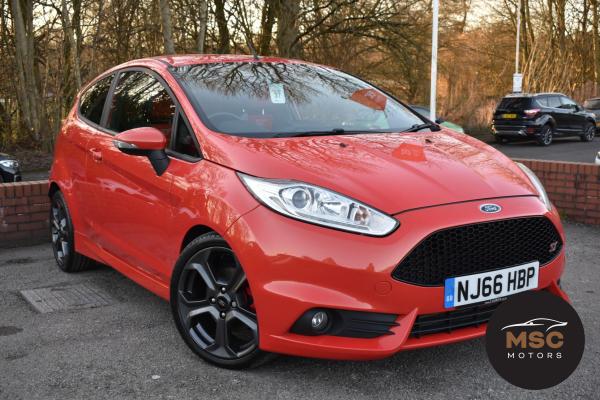 Ford Fiesta 1.6T EcoBoost ST-3 Hatchback 3dr Petrol Manual Euro 6 (182 ps)