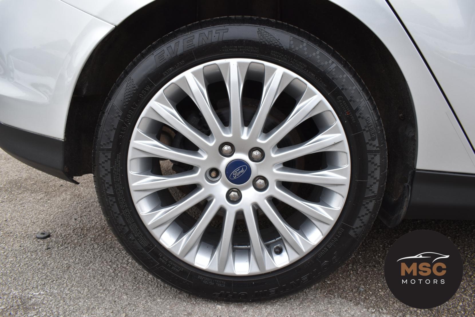 Ford Focus 2.0 TDCi Titanium X Hatchback 5dr Diesel Powershift Euro 5 (163 ps)