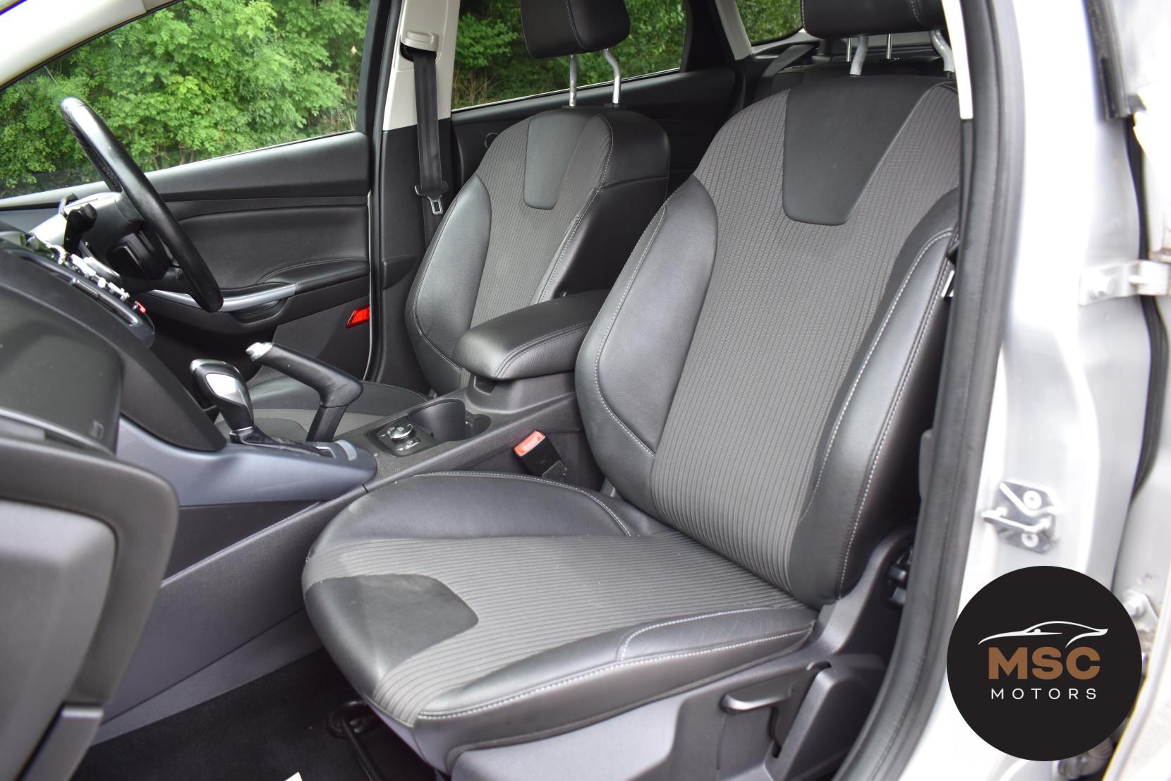 Ford Focus 2.0 TDCi Titanium X Hatchback 5dr Diesel Powershift Euro 5 (163 ps)