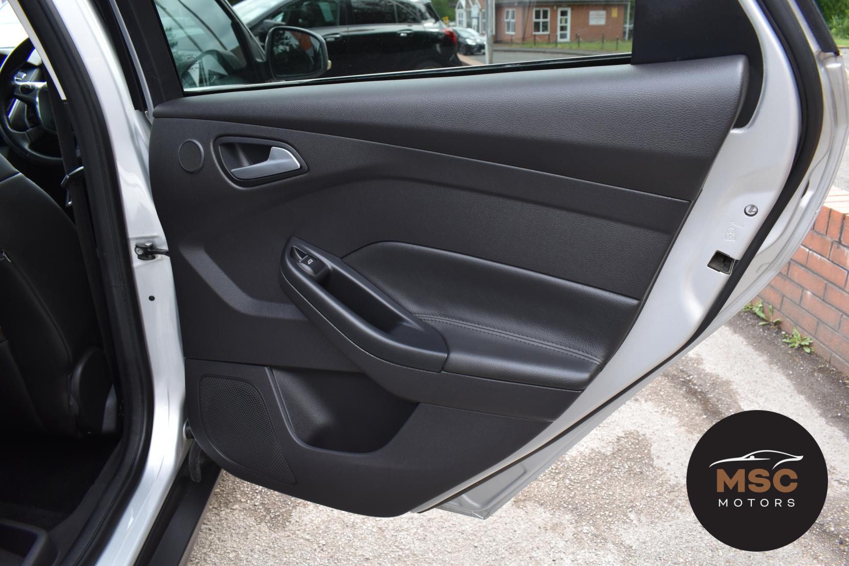 Ford Focus 2.0 TDCi Titanium X Hatchback 5dr Diesel Powershift Euro 5 (163 ps)