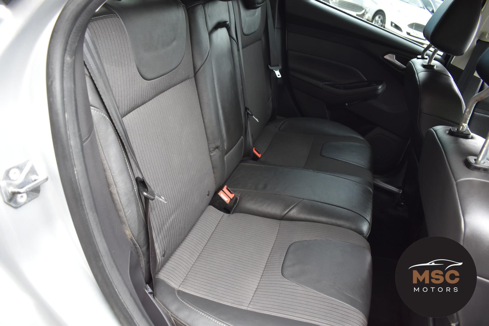 Ford Focus 2.0 TDCi Titanium X Hatchback 5dr Diesel Powershift Euro 5 (163 ps)