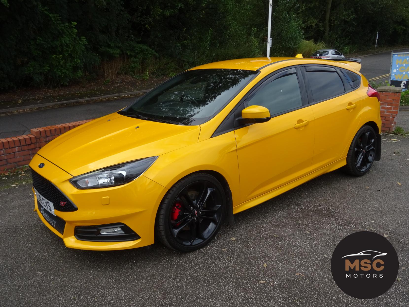 Ford Focus 2.0T EcoBoost ST-3 Hatchback 5dr Petrol Manual Euro 6 (s/s) (250 ps)