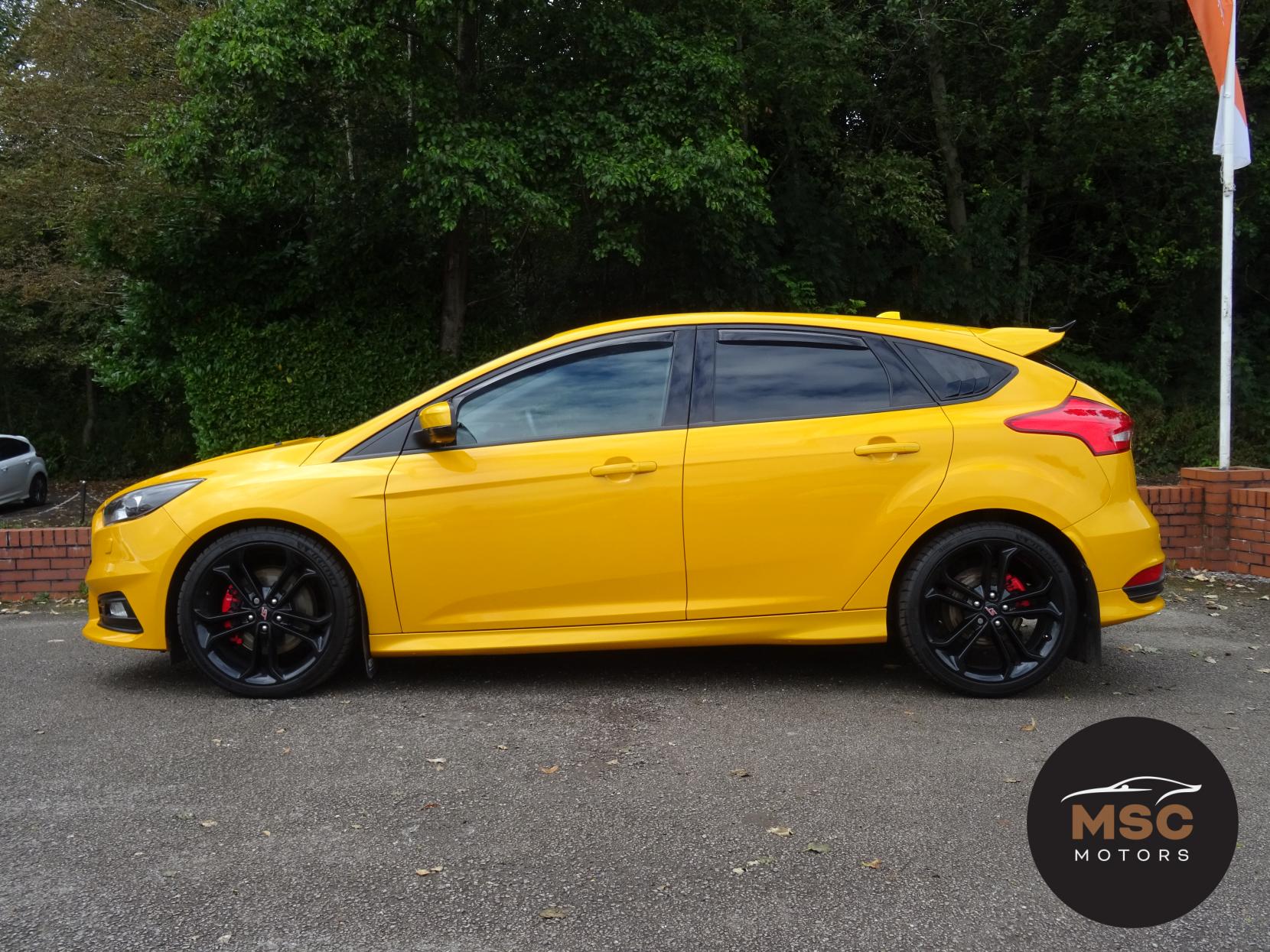 Ford Focus 2.0T EcoBoost ST-3 Hatchback 5dr Petrol Manual Euro 6 (s/s) (250 ps)