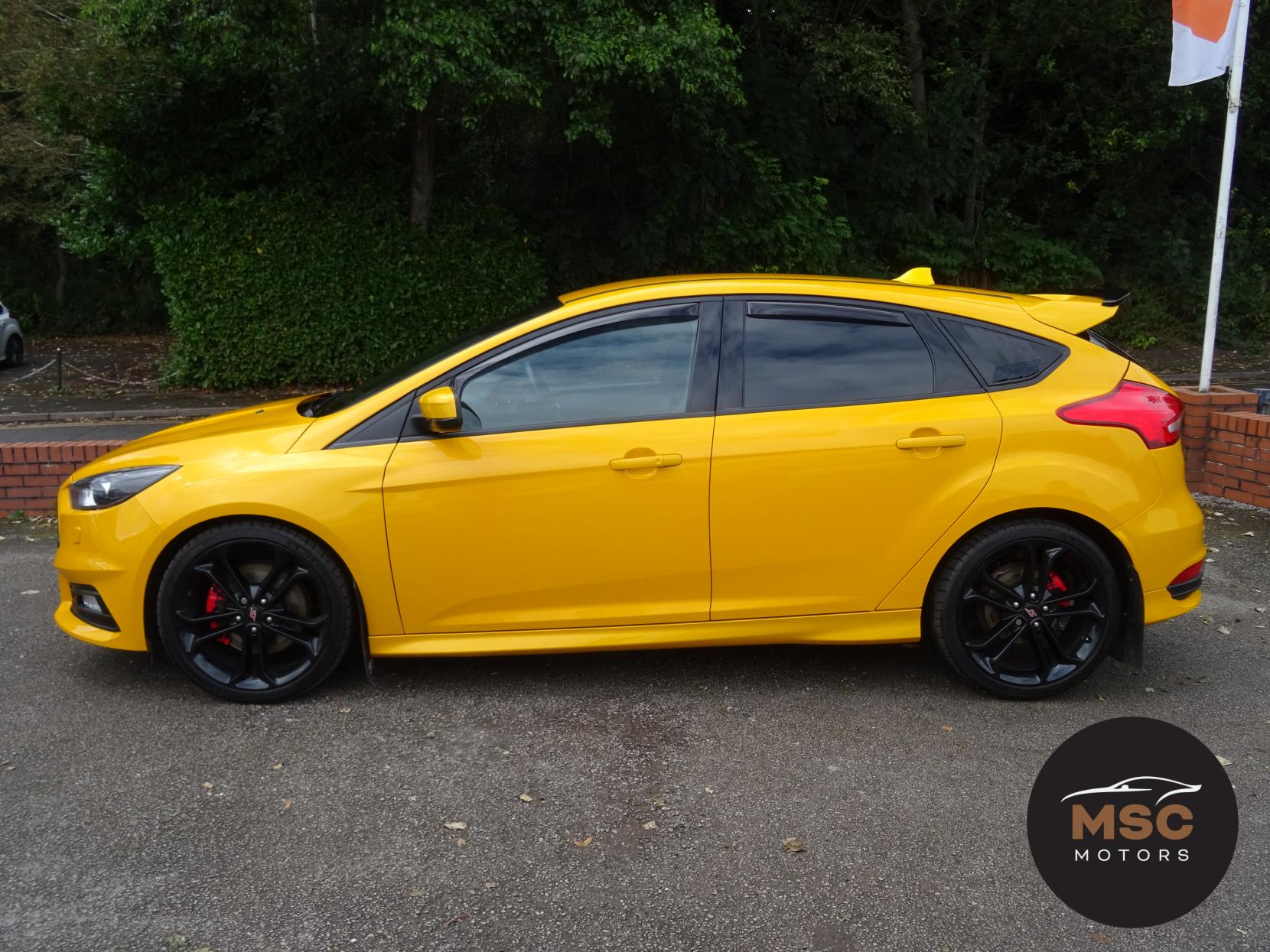 Ford Focus 2.0T EcoBoost ST-3 Hatchback 5dr Petrol Manual Euro 6 (s/s) (250 ps)