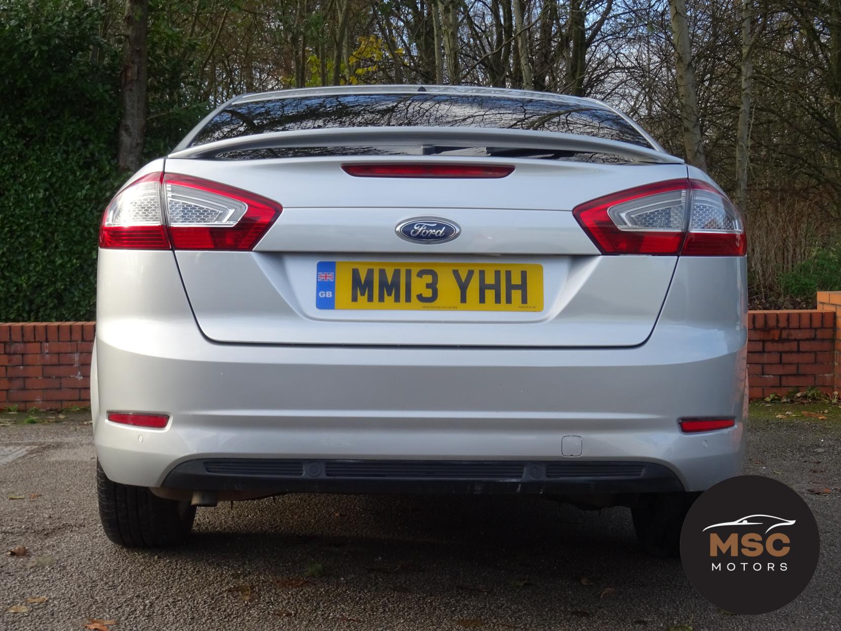 Ford Mondeo 2.0 TDCi Titanium X Business Edition Hatchback 5dr Diesel Powershift Euro 5 (163 ps)