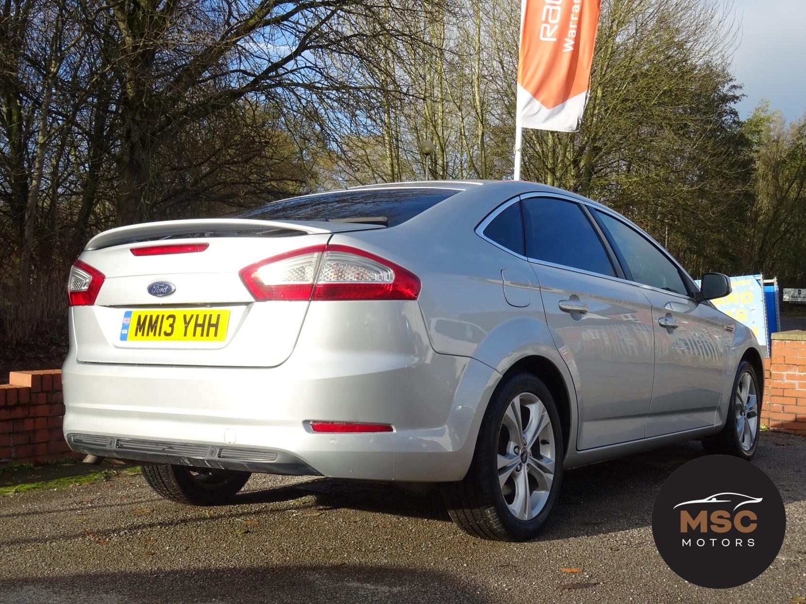 Ford Mondeo 2.0 TDCi Titanium X Business Edition Hatchback 5dr Diesel Powershift Euro 5 (163 ps)