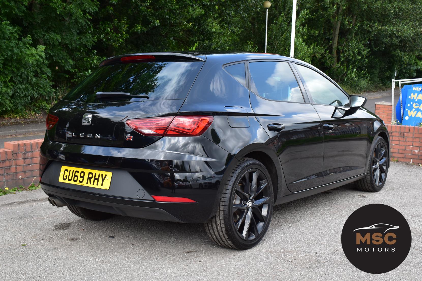 SEAT Leon 1.5 TSI EVO FR Black Edition Hatchback 5dr Petrol Manual Euro 6 (s/s) (150 ps)