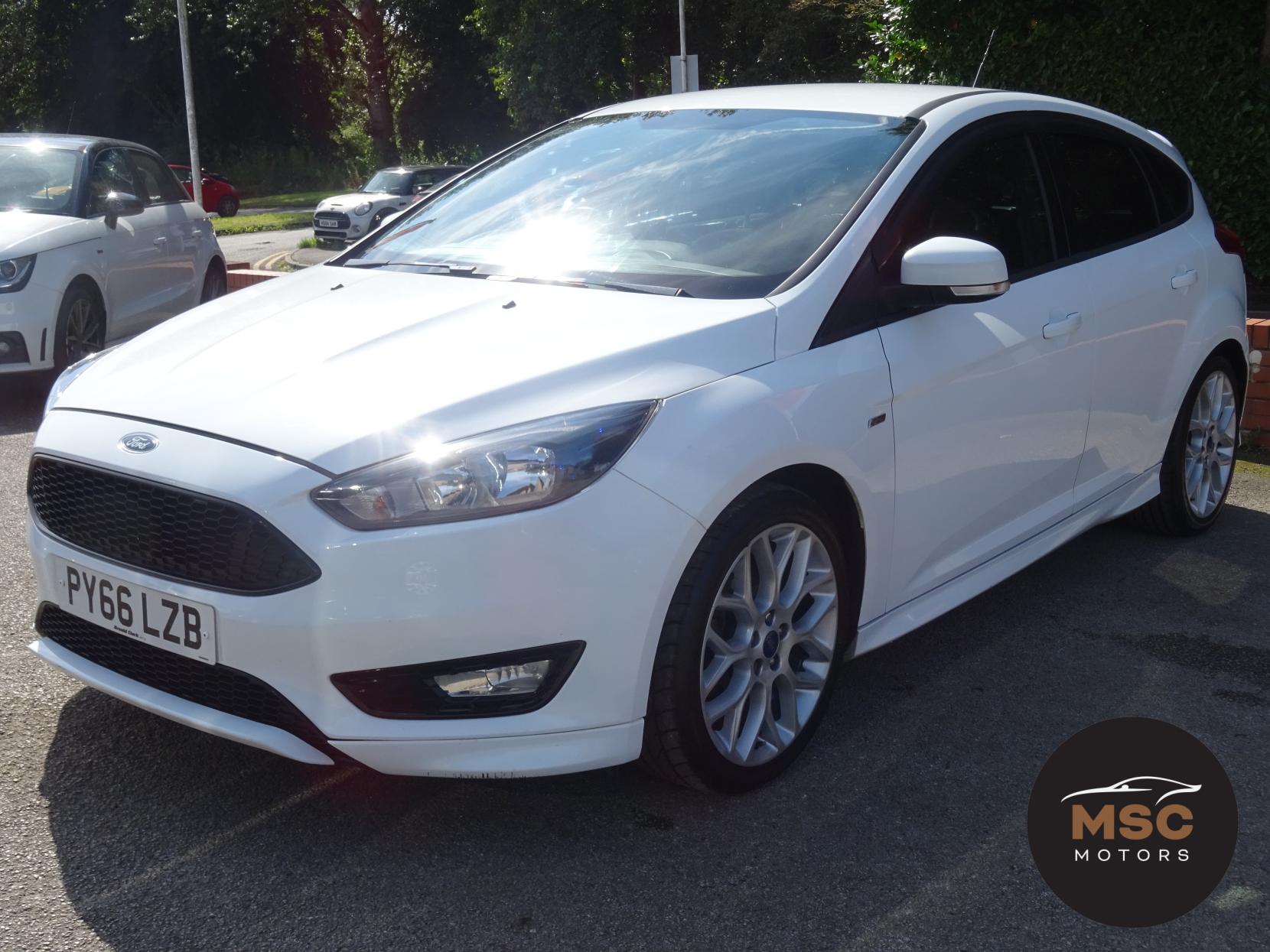 Ford Focus 1.0T EcoBoost ST-Line Hatchback 5dr Petrol Manual Euro 6 (s/s) (125 ps)