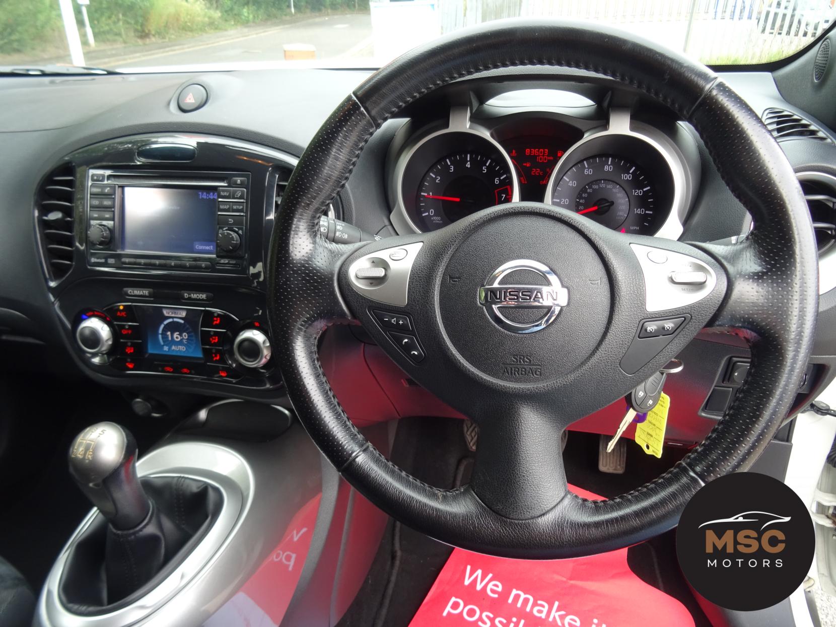 Nissan Juke 1.6 Acenta Premium SUV 5dr Petrol Manual Euro 5 (117 ps)