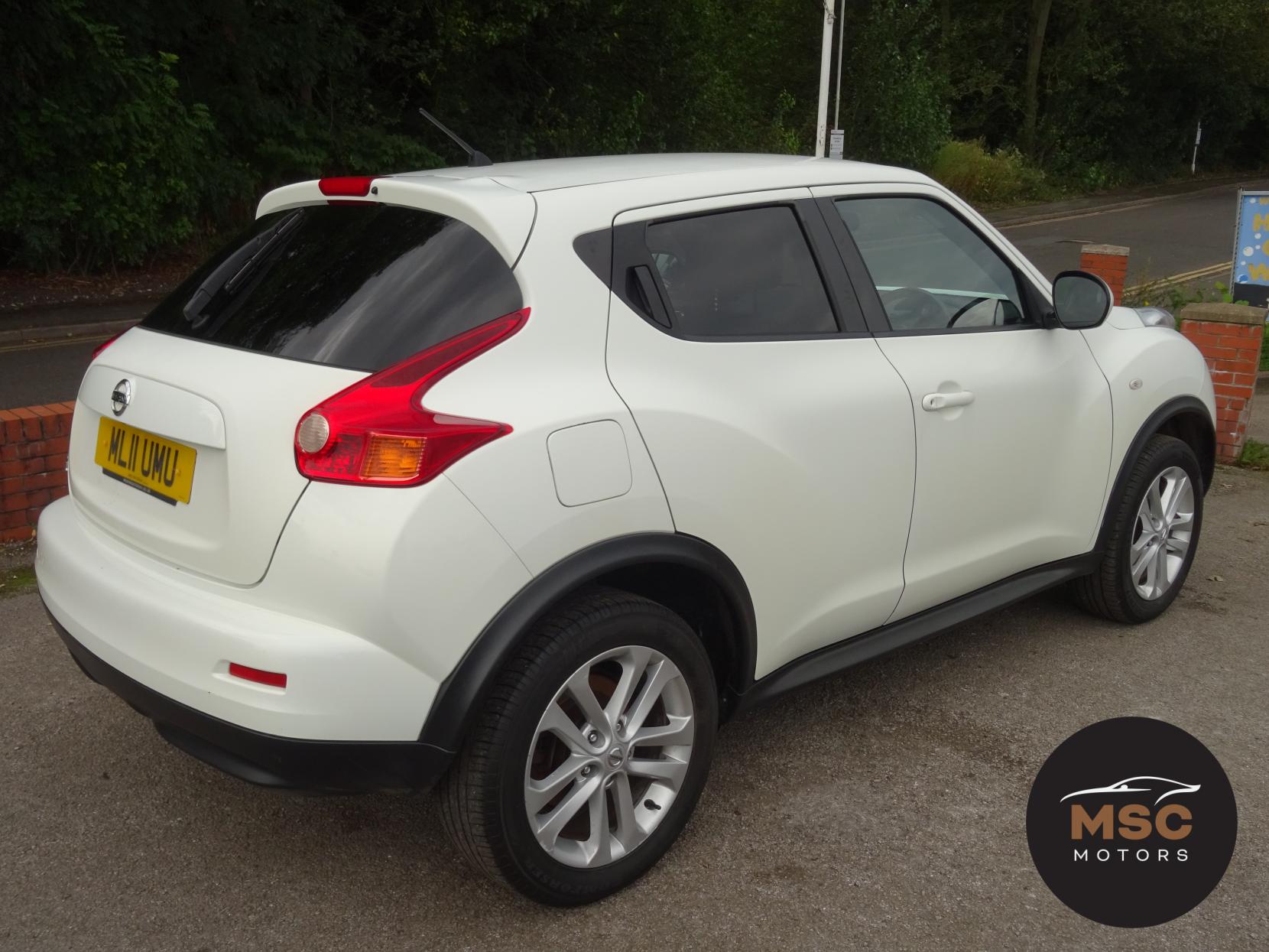 Nissan Juke 1.6 Acenta Premium SUV 5dr Petrol Manual Euro 5 (117 ps)