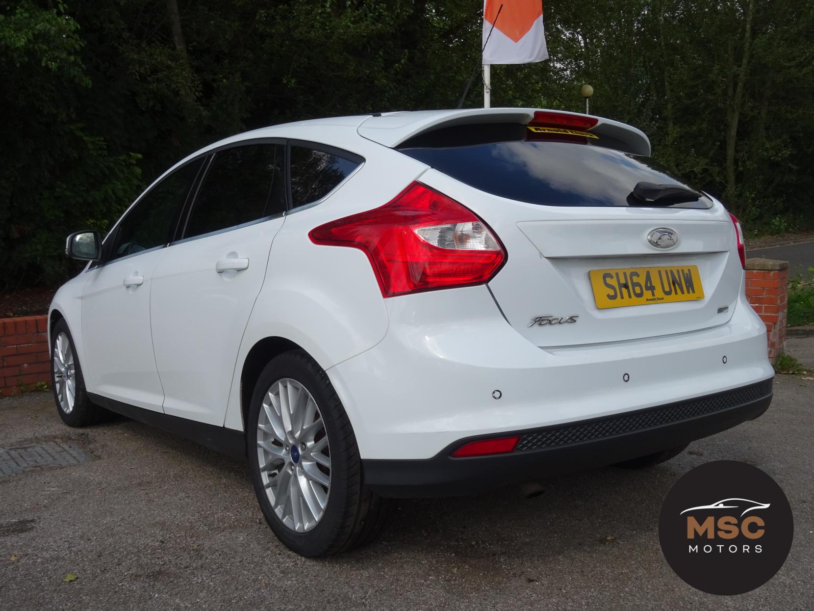 Ford Focus 1.0T EcoBoost Zetec Hatchback 5dr Petrol Manual Euro 5 (s/s) (125 ps)